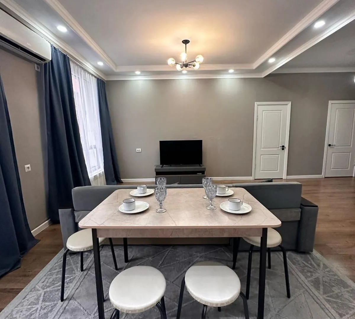 Apartment Terracotta Современная Двухкомнатная Квартира Almaty