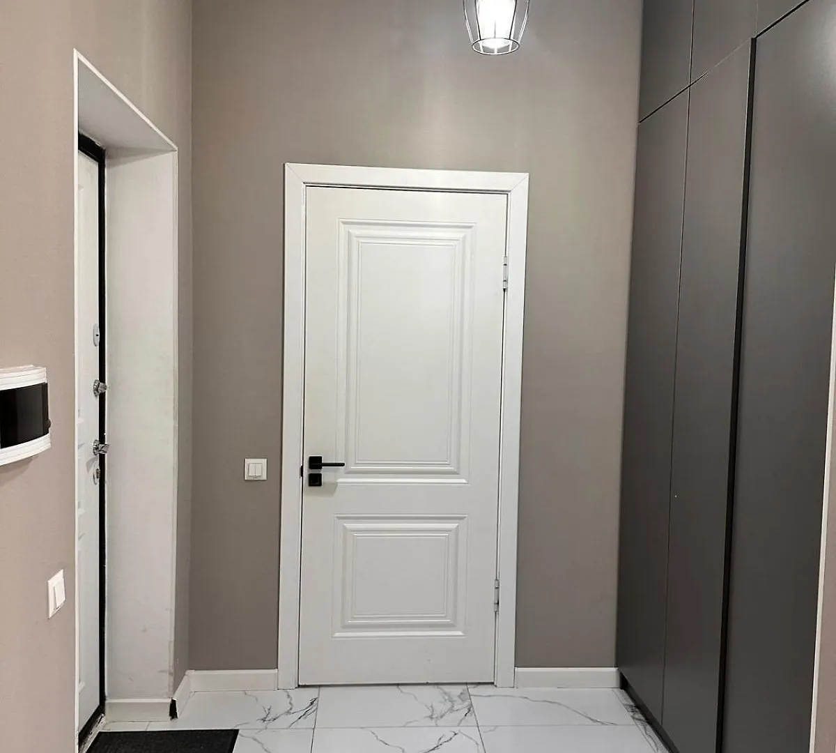 Terracotta Современная Двухкомнатная Квартира Almaty
